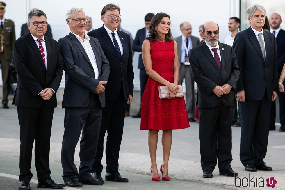 La Reina Letizia junto a Ximo Puig y Joan Ribo