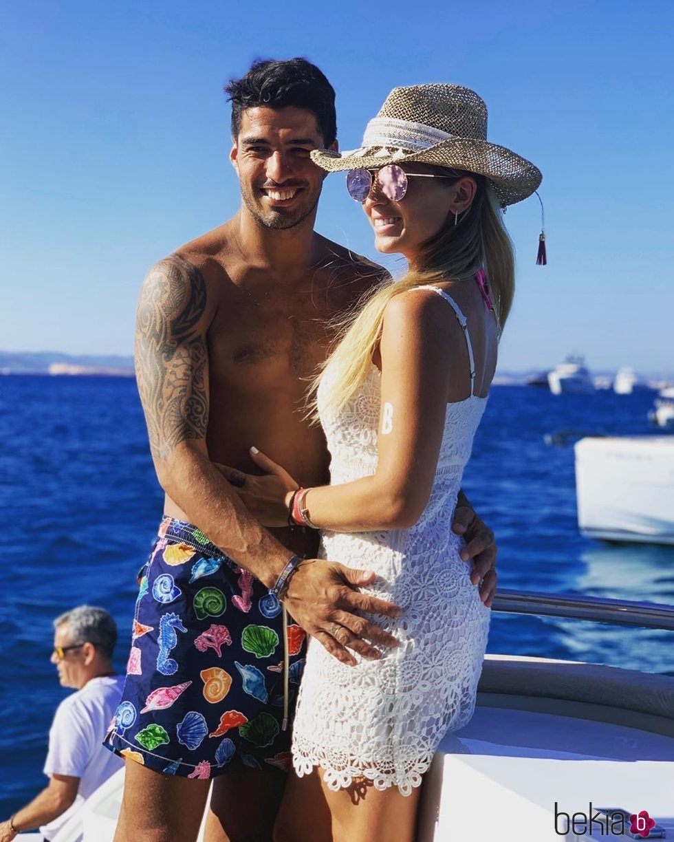 Luis Suárez y Sofía Balbi en sus vacacioens de verano en Ibiza