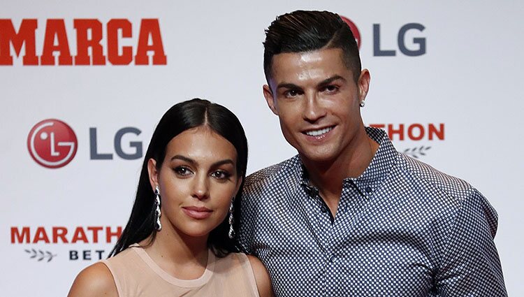 Georgina Rodríguez y Cristiano Ronaldo en la entrega de los Premios Leyanda de Marca