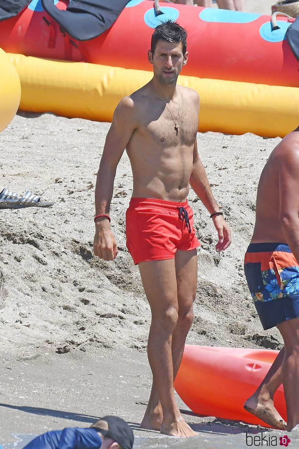 Novak Djokovic con el torso desnudo en Marbella