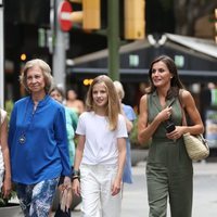 La Reina Sofía, la Princesa Leonor y la Reina Letizia en el cine en Palma