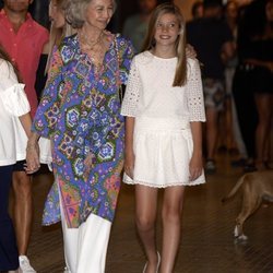 La Reina Sofía y la Infanta Sofía en el ballet en Palma