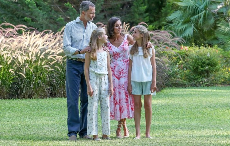 La Familia Real en su posado de verano 2019 en Marivent