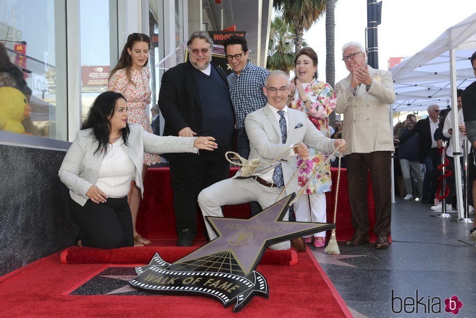 Guillermo del Toro destapa du estrella del Paseo de la Fama de Hollywood