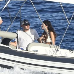 Leonardo DiCaprio y Camila Morrone en Italia