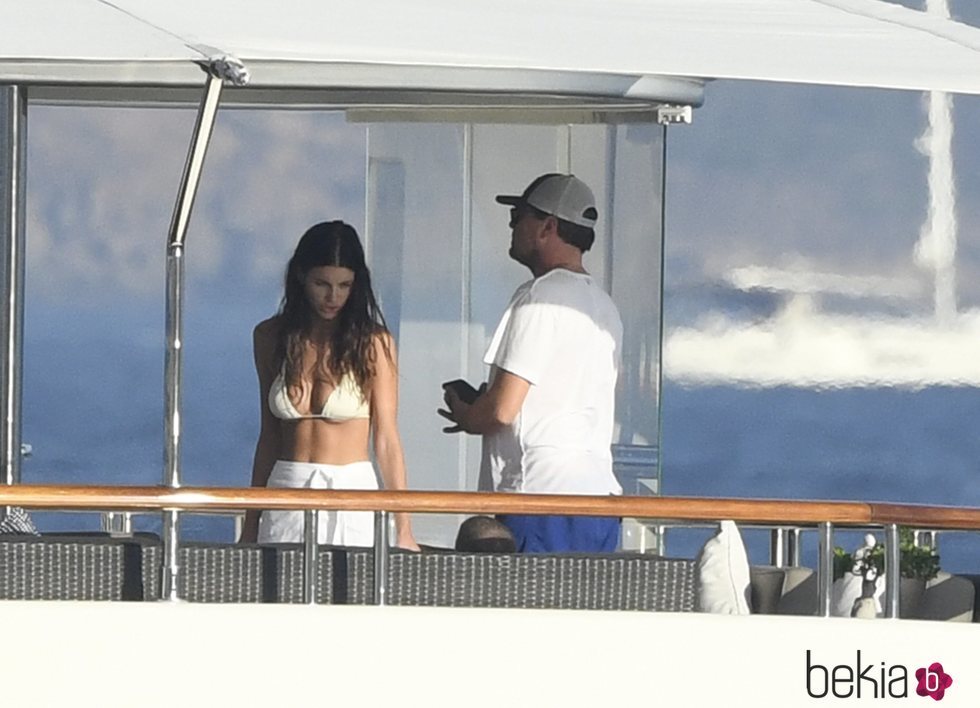 Leonardo DiCaprio con la modelo Camila Morrone de vacaciones en Italia