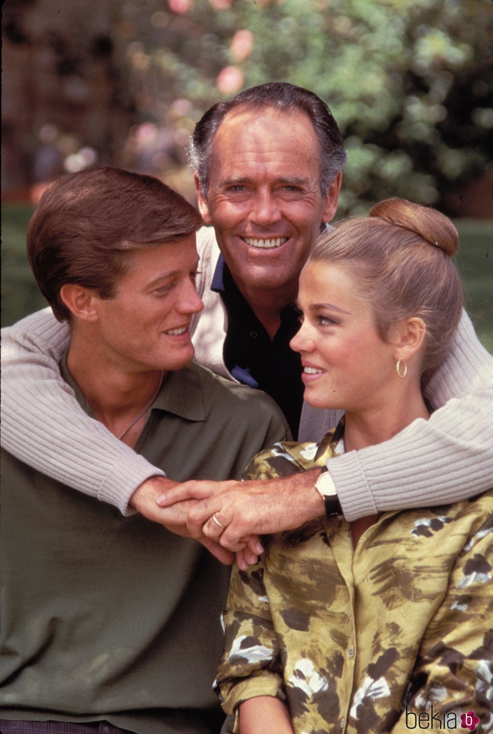 Henry Fonda junto a sus hijos, Peter Fonda y Jane Fonda