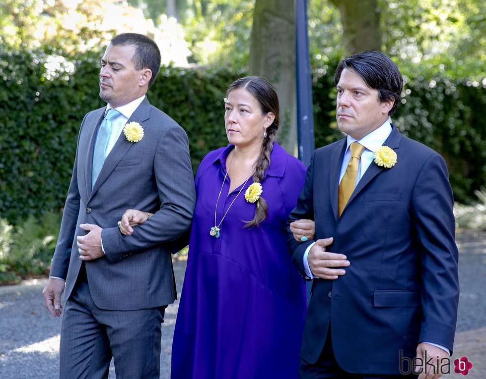 Bernardo, Juliana y Nicolás, hijos de la Princesa Cristina, en su funeral