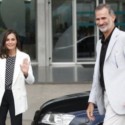 Los Reyes Felipe y Letizia, en el hospital para visitar al Rey Juan Carlos