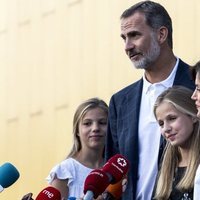 Los Reyes Felipe y Letizia y sus hijas cuentan cómo está el Rey Juan Carlos tras su operación de corazón