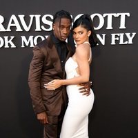 Kylie Jenner y Travis Scott en el estreno de su documental de Netflix