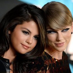 Selena Gomez y Taylor Swift MTV VMA 2015