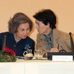 La Reina Sofía y Paloma O'Shea en una reunión de la Escuela Superior de Música Reina Sofía