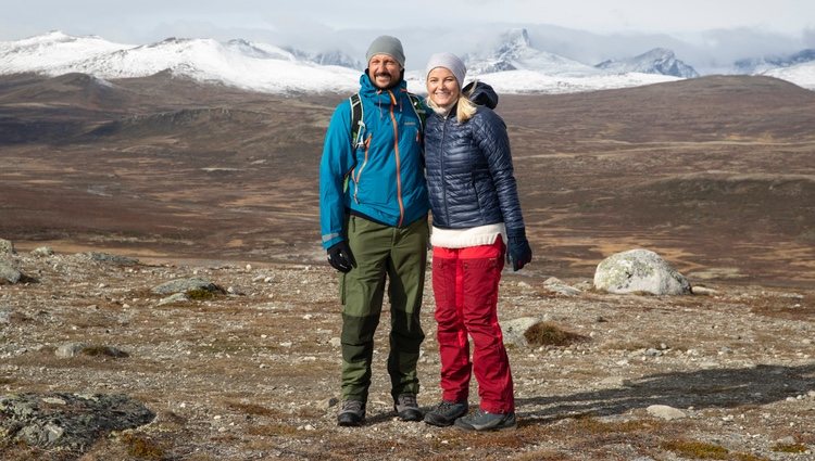 Haakon y Mette-Marit de Noruega en Hjerkinn