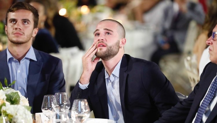 David Fresneda en el homenaje a su madre, Blanca Fernández Ochoa