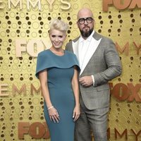 Chris Sullivan y Rachel Sullivan en los Emmy 2019