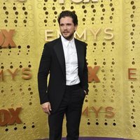 Kit Harington en los Emmys 2019