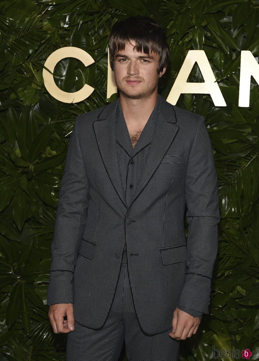 Joe Keery en un evento en Los Angeles