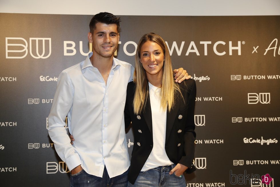 Álvaro Morata y Alice Campello en un evento de relojes