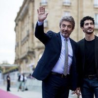 Ricardo Darín y Chino Darín en la presentación de 'La odisea de los giles'