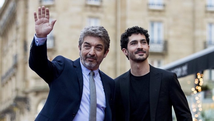 Ricardo Darín y Chino Darín en la presentación de 'La odisea de los giles'