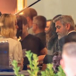 George Clooney y Brie Larson rodando un anuncio en Madrid