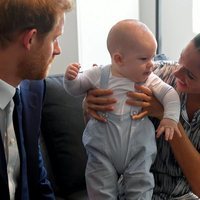 El Príncipe Harry y Meghan Markle, muy felices con su hijo Archie en su viaje oficial a Sudáfrica