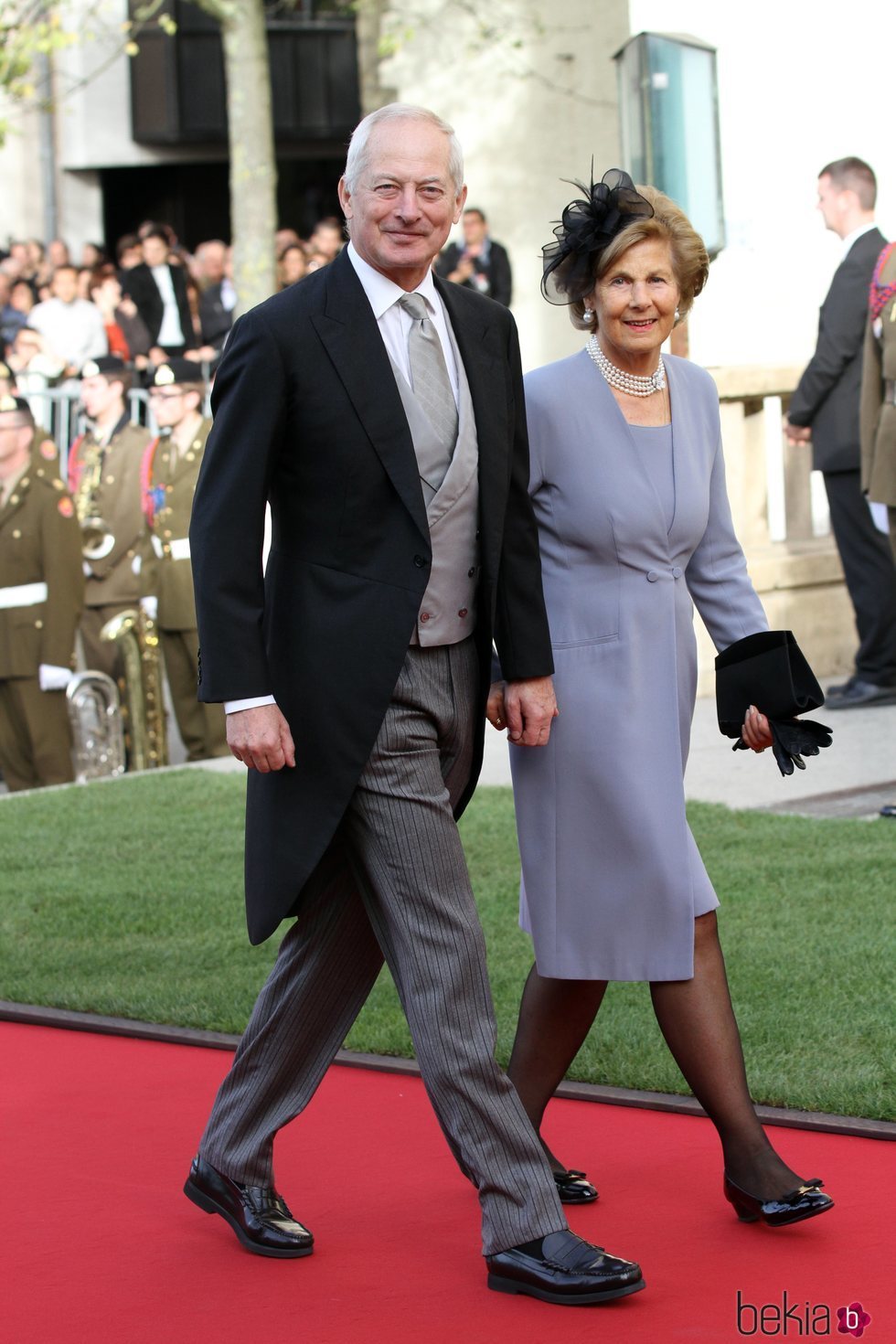 Los Príncipes Hans Adam y María de Liecthenstein en la boda de Guillermo de Luxemburgo y Estefanía Lannoy