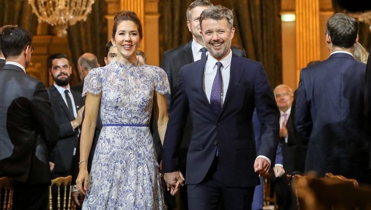 Federico y Mary de Dinamarca en una cena en París