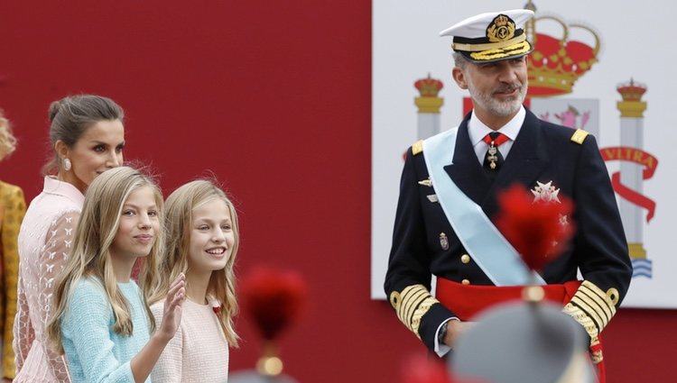 Los Reyes Felipe y Letizia, la Princesa Leonor y la Infanta Sofía, muy felices en el Día de la Hispanidad 2019