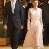 Los Reyes Felipe y Letizia en la recepción del Día de la Hispanidad 2019