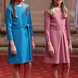 La Princesa Leonor y la Infanta Sofía en la recepción previa a los Premios Princesa de Asturias 2019