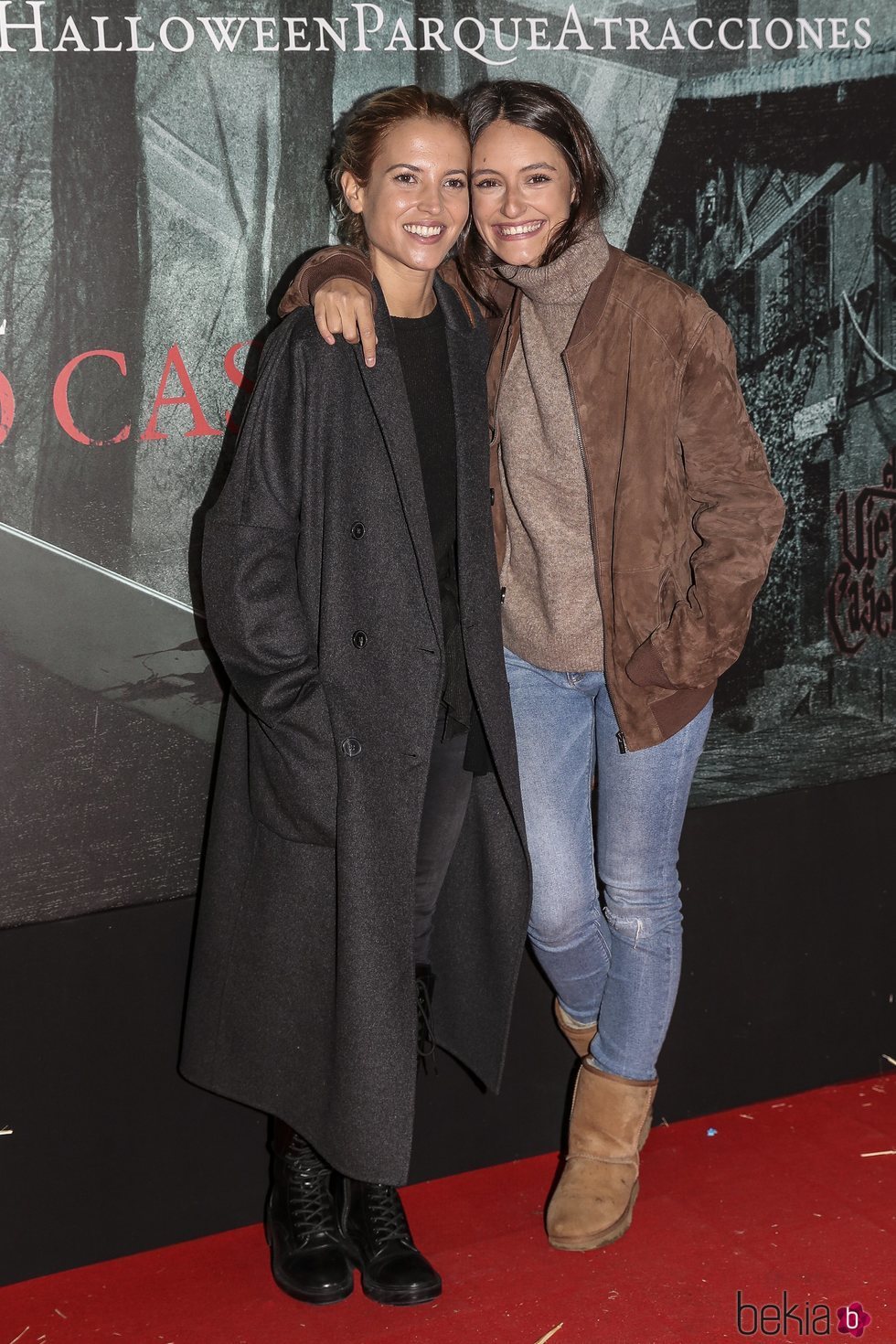 Ana Fernández y Andrea Molina en la presentación de la 'Halloween week 2019' del Parque de Atracciones de Madrid