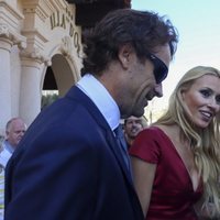 Carlos Moyá y Carolina Cerezuela en la boda entre Rafa Nadal y Xisca Perelló