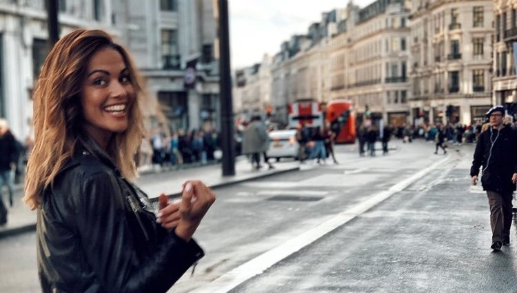 Lara Álvarez, muy sonriente en Londres