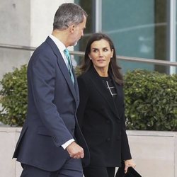 Los Reyes Felipe y Letizia al comienzo de su viaje a Japón para la entronización de Naruhito de Japón