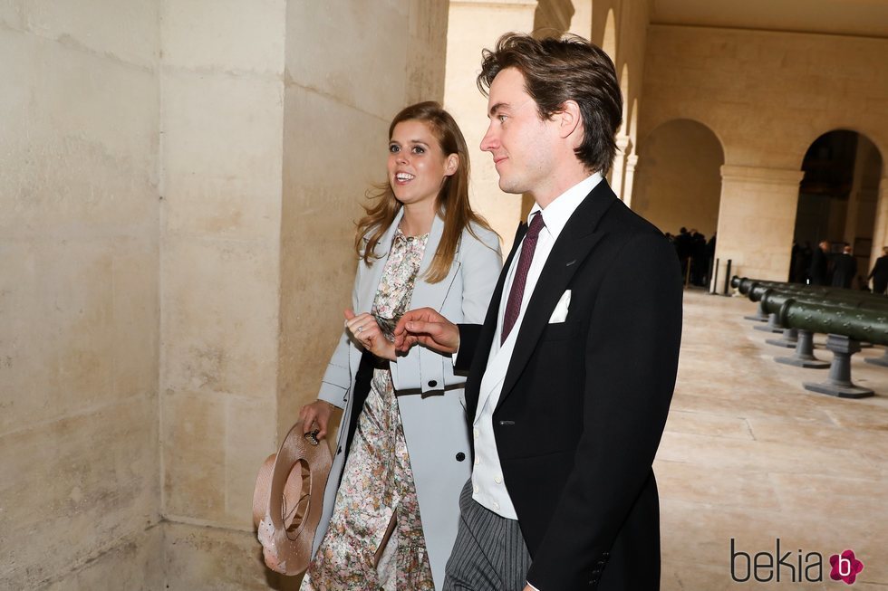 Beatriz de York y Edoardo Mapelli en la boda de Jean-Christophe Napoleón