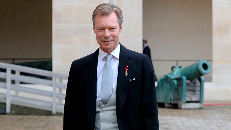 El Gran Duque Enrique de Luxeemburgo en la boda de Christophe Napoleón y la Condesa Olympia de Austria