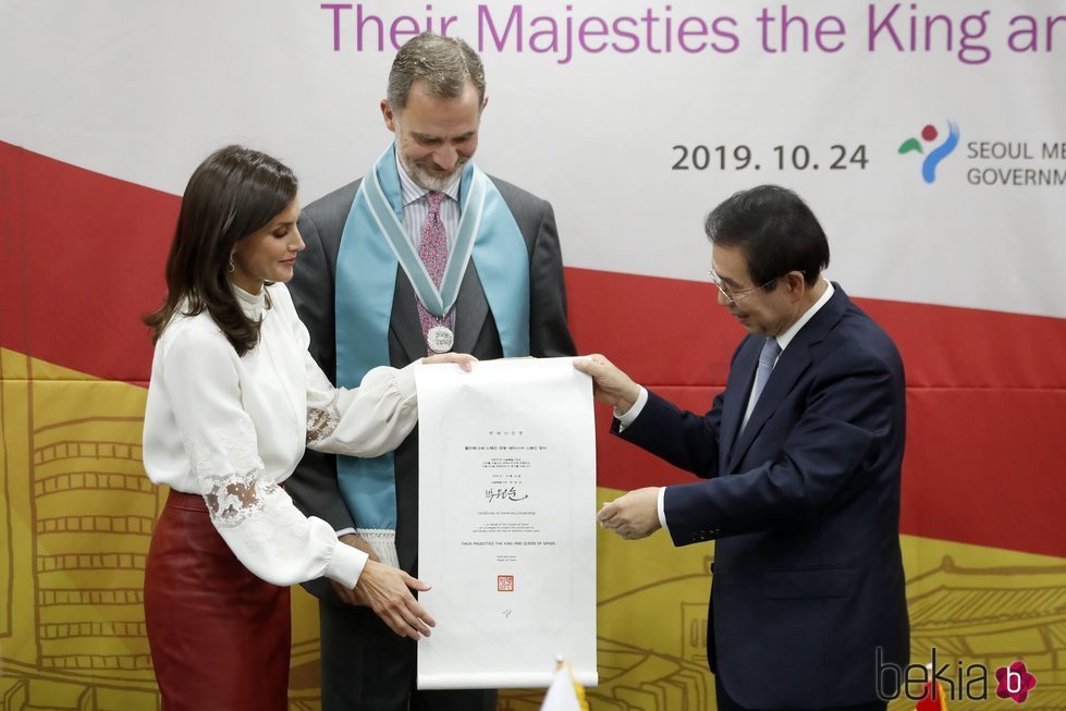 Los Reyes Felipe y Felipe, nombrados ciudadanos de honor de Seúl en su Visita de Estado a Corea del Sur