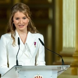 Isabel de Bélgica pronuncia un discurso en su 18 cumpleaños