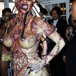 Heidi Klum disfrazada de alienígena en Halloween 2019