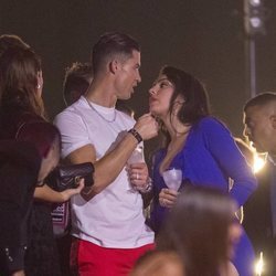 Cristiano Ronaldo, muy cariñosos con Georgina Rodríguez en los Premios MTV EMA 2019 en Sevilla