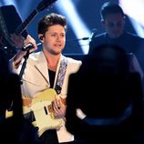 Niall Horan actuando en los MTV EMAs 2019