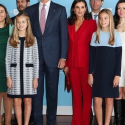 Los Reyes Felipe y Letizia, la Princesa Leonor y la Infanta Sofía en la recepción a los galardonados en los Premios Princesa de Girona 2019