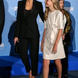 La Reina Letizia, muy atenta con la Infanta Sofía en los Premios Princesa de Girona 2019