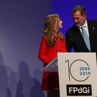 El Rey Felipe felicita a la Princesa Leonor por su primer discurso en los Premios Princesa de Girona 2019