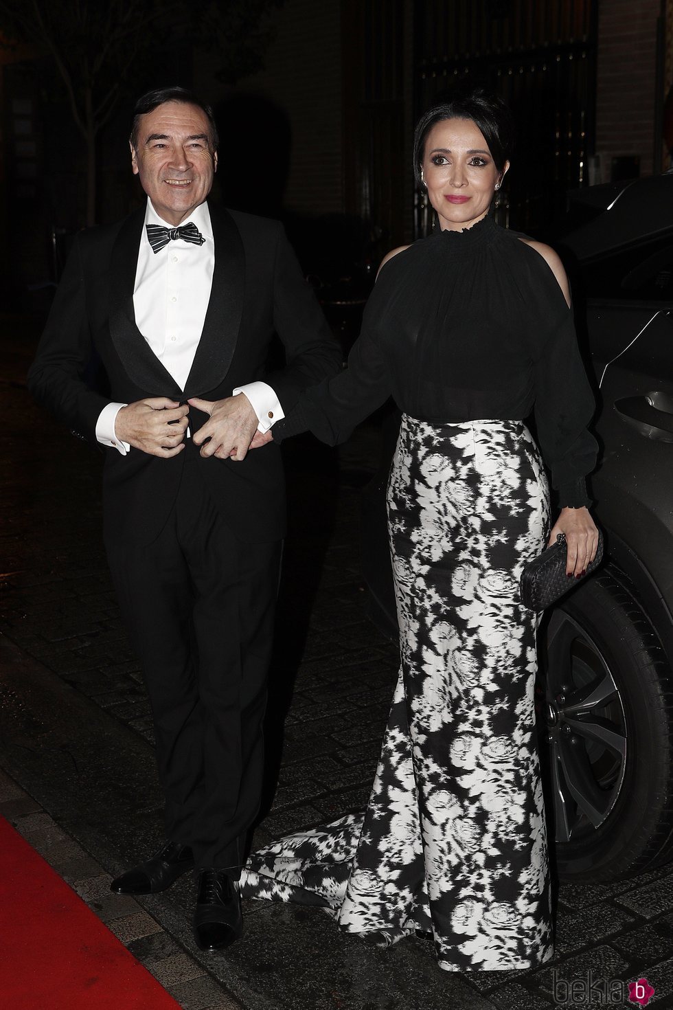 Pedro J. Ramírez y Cruz Sánchez llegando a los premios Harper's Bazaar 2019