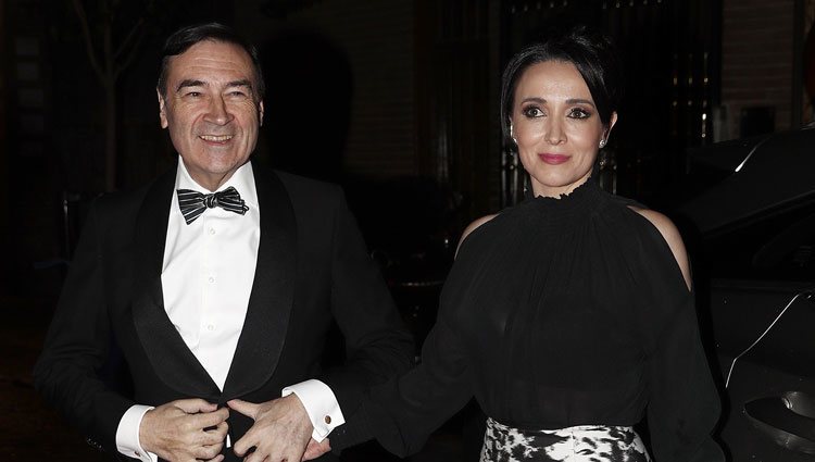 Pedro J. Ramírez y Cruz Sánchez llegando a los premios Harper's Bazaar 2019