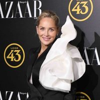 Sharon Stone en los premios Harper's Bazaar 2019