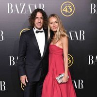 Carles Puyol y Vanesa Lorenzo en los premios Harper's Bazaar 2019